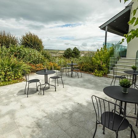 Ecton House Bed & Breakfast Нюпорт Екстериор снимка
