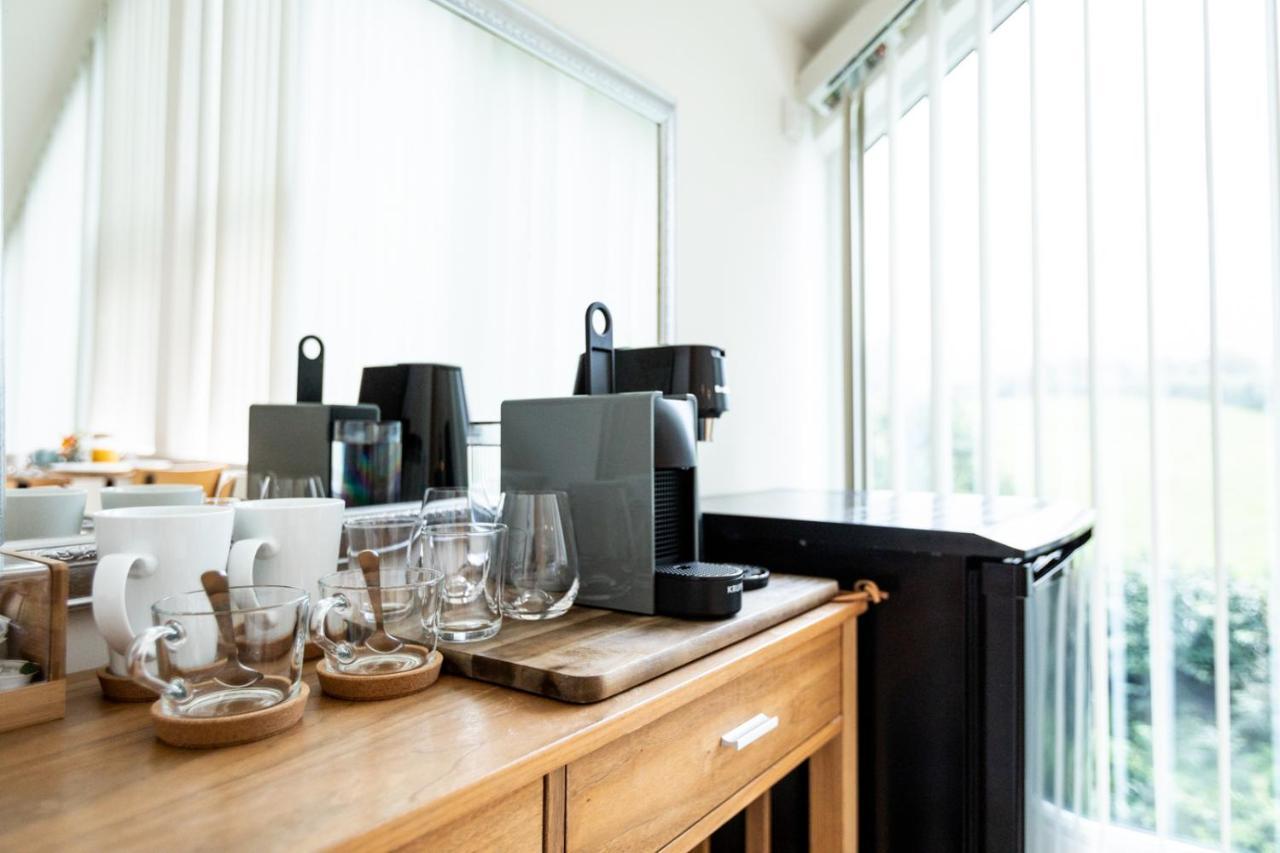 Ecton House Bed & Breakfast Нюпорт Екстериор снимка